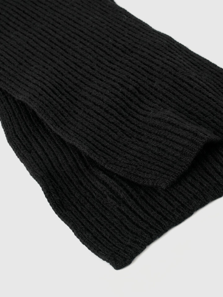 SCARF Men image number 2